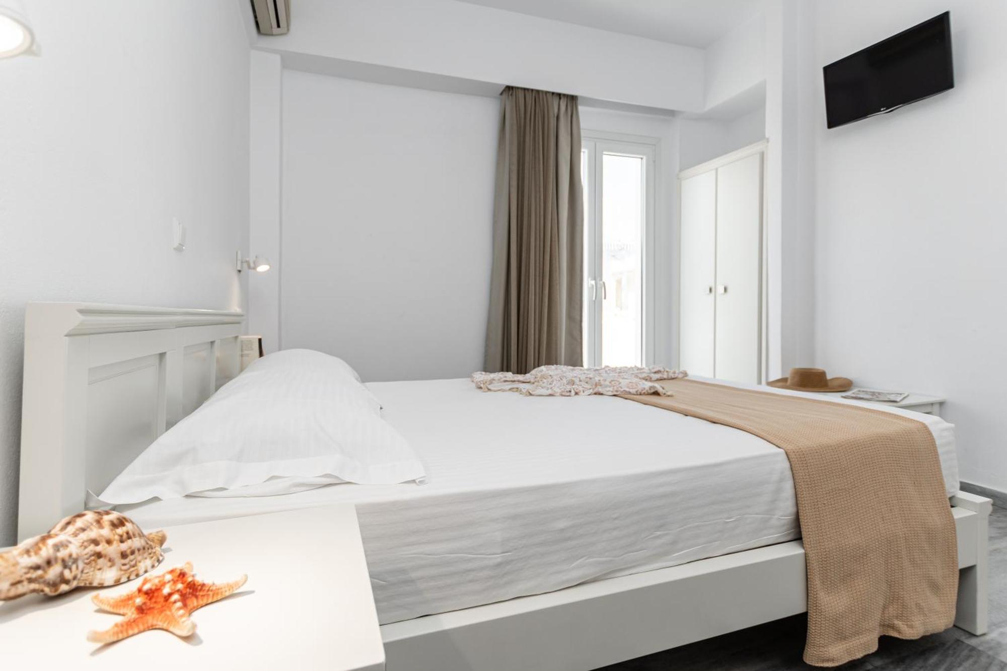 Azur Mare Naxos Aparthotel Naxos City Exterior photo