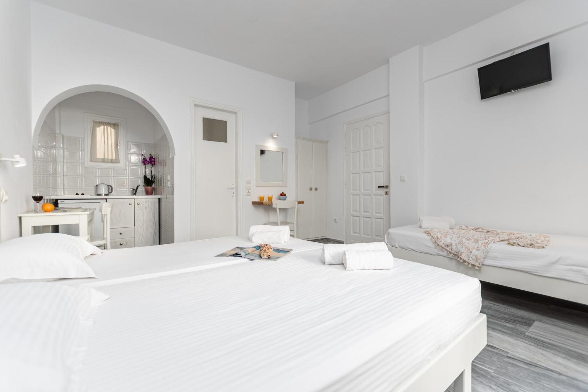 Azur Mare Naxos Aparthotel Naxos City Exterior photo